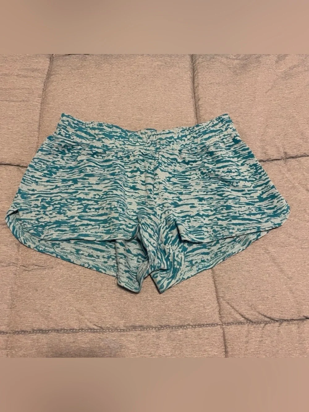 💰5 for 25! Light Teal Patterned Women's Sweat Shorts